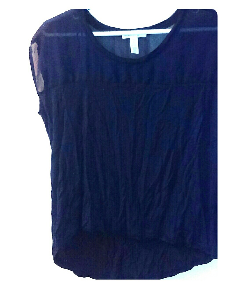 Navy blue top